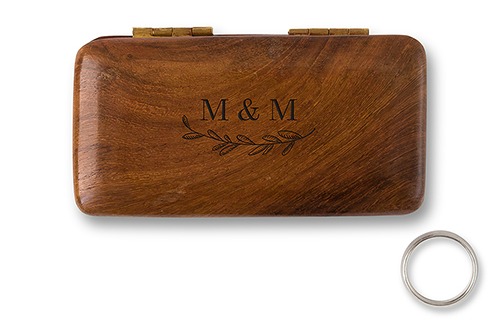 Personalised ring box with garland design | Confetti.co.uk