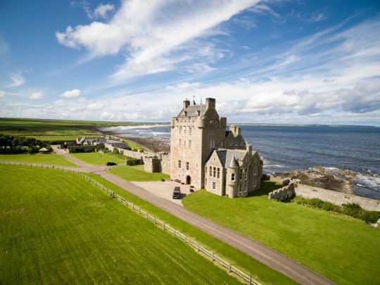 Ackergill Tower Scotland | Confetti.co.uk