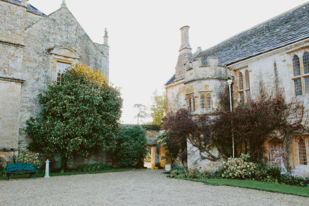 Brympton House weddings somerset castle venue | Confetti.co.uk