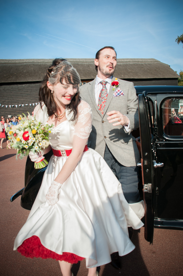 Ani and Robbie's Vintage 1950's Wedding | Confetti.co.uk