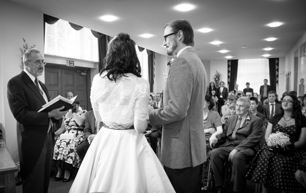 Ani and Robbie's Vintage 1950's Wedding | Confetti.co.uk