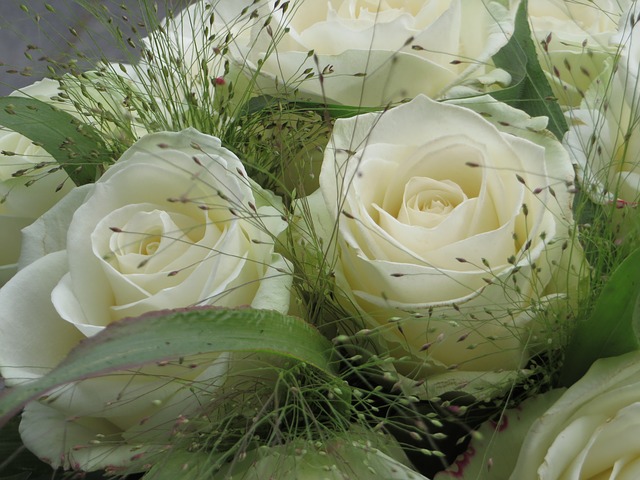 Beautiful cream rose bouquet