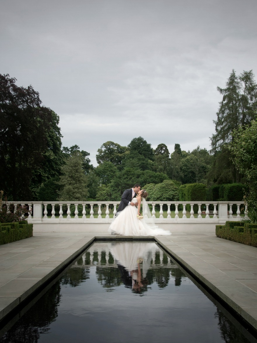 Charlotte and Spiro's Contemporary Alfresco Wedding by Fabulous Wedding Photography | Confetti.co.uk