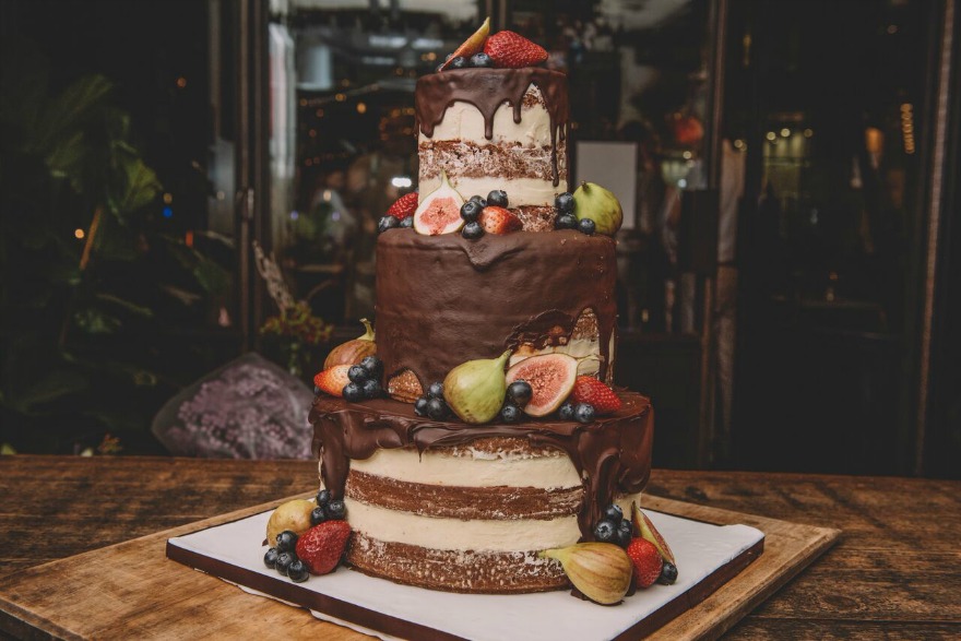 Wedding cake at Kristina and Max's Real Wedding at Westminter Abbey | Confetti.co.uk