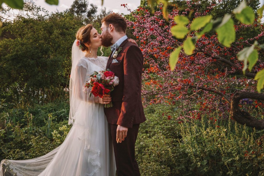 Bride and groom Kristina and Max's Real Wedding at Westminter Abbey | Confetti.co.uk