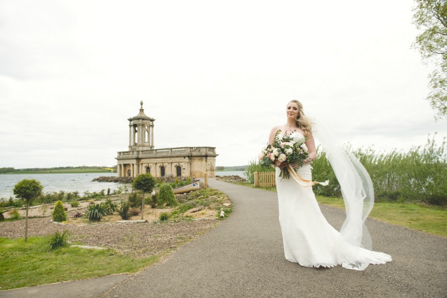 Bride by Amanda Forman Photography | Confetti.co.uk