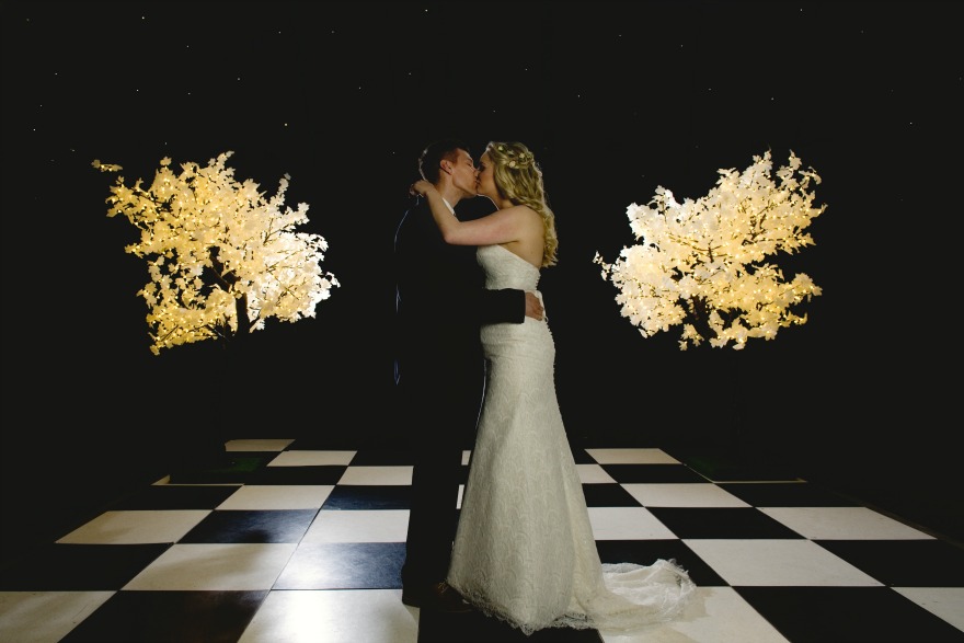 Bride and groom dancing by Amanda Forman Photography | Confetti.co.uk