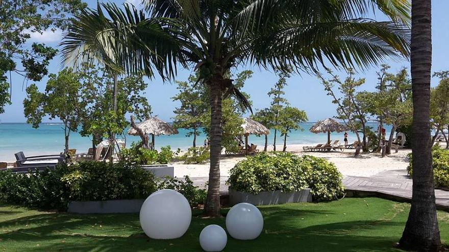 Caribbean Wedding Experience at Sandals South Coast | Confetti.co.uk