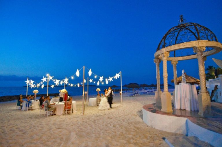 Sandals Royal Bahamian Bahamas beach at night | Confetti.co.uk