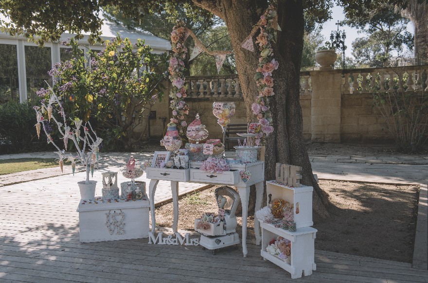 Wedding in Malta by Emma Jane Photography | Confetti.co.uk