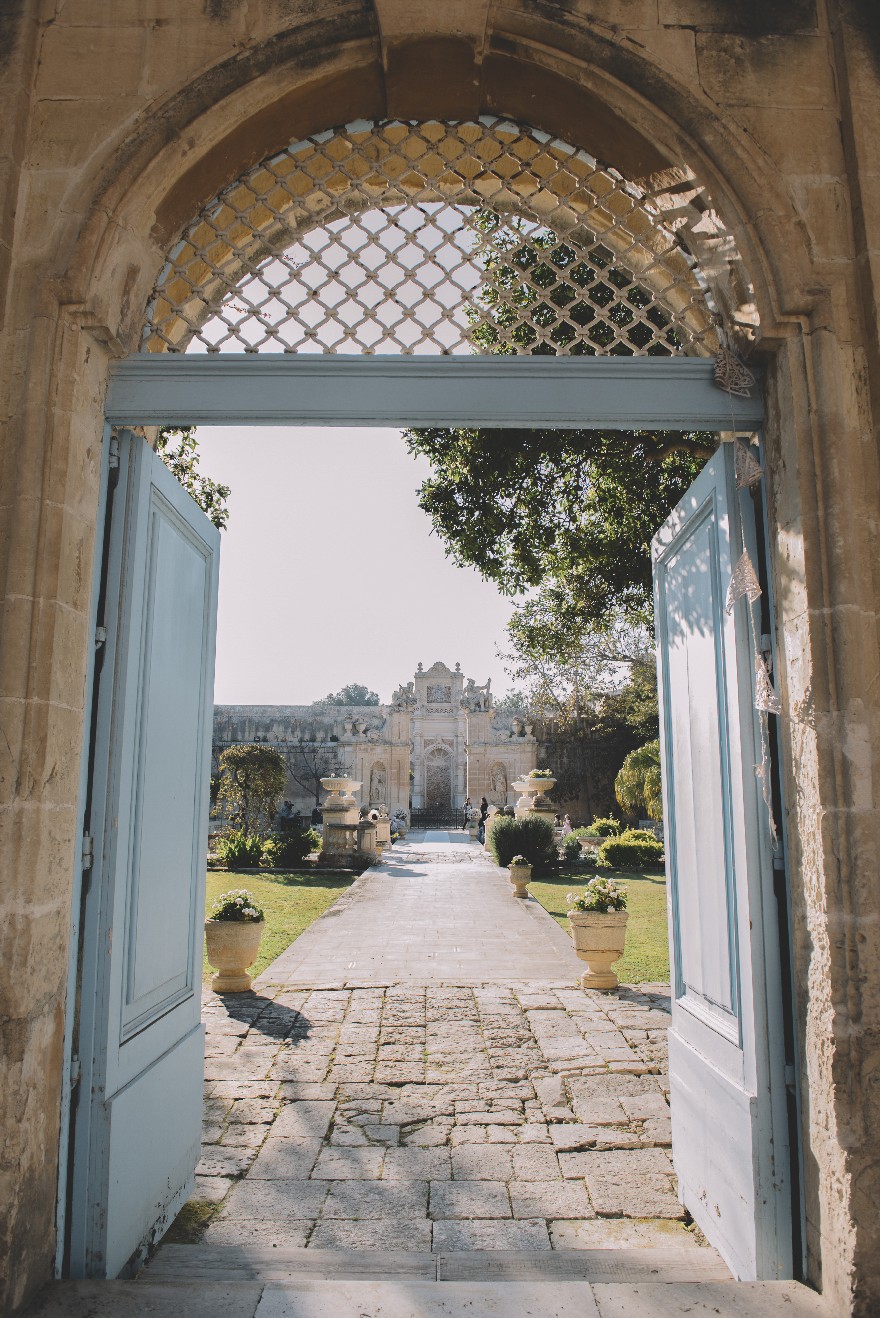 Wedding in Malta by Emma Jane Photography | Confetti.co.uk