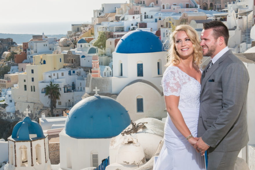 Bride and groom in Greece - Greek Dream Planners | Confetti.co.uk