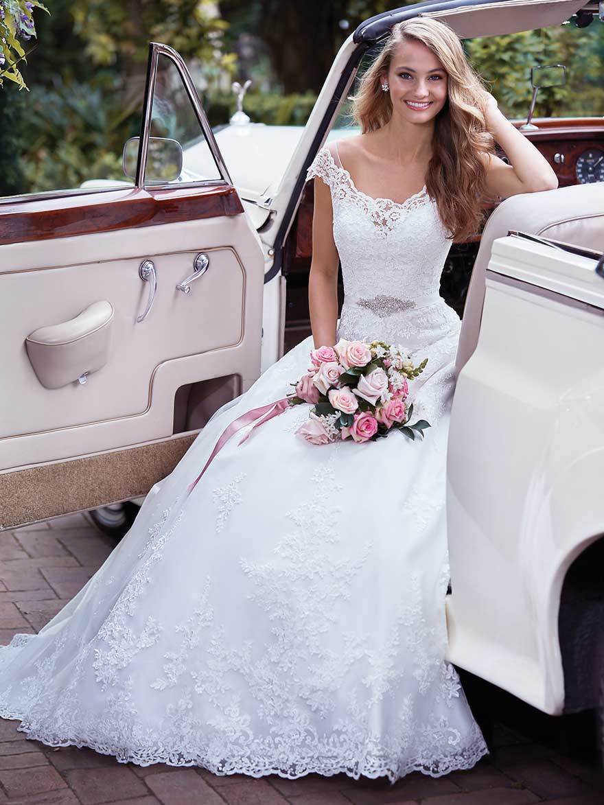 Kaitlyn by Rebecca Ingram at Maggie Sottero Designs | Confetti.co.uk