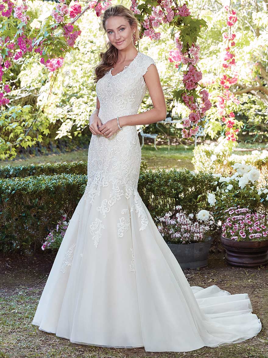 Victoria Anne by Rebecca Ingram at Maggie Sottero Designs | Confetti.co.uk