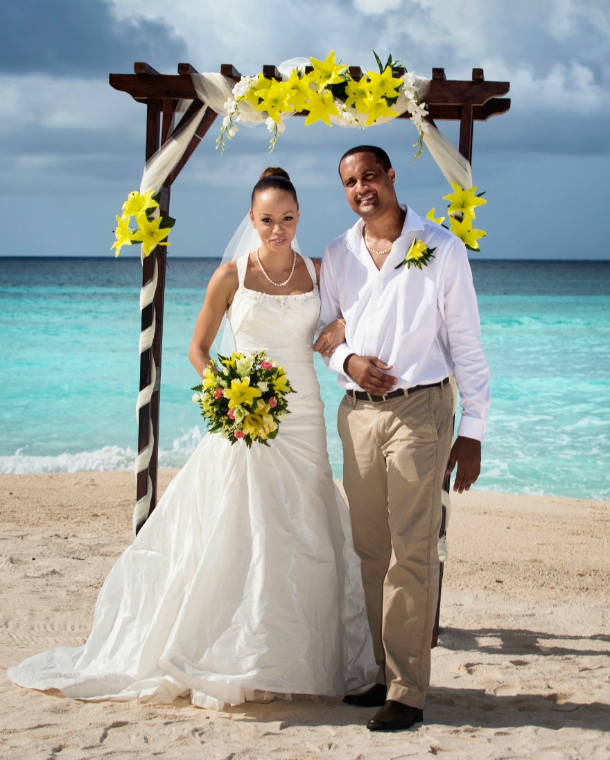 Tropical Sky beach wedding and honeymoon offers | Confetti.co.uk