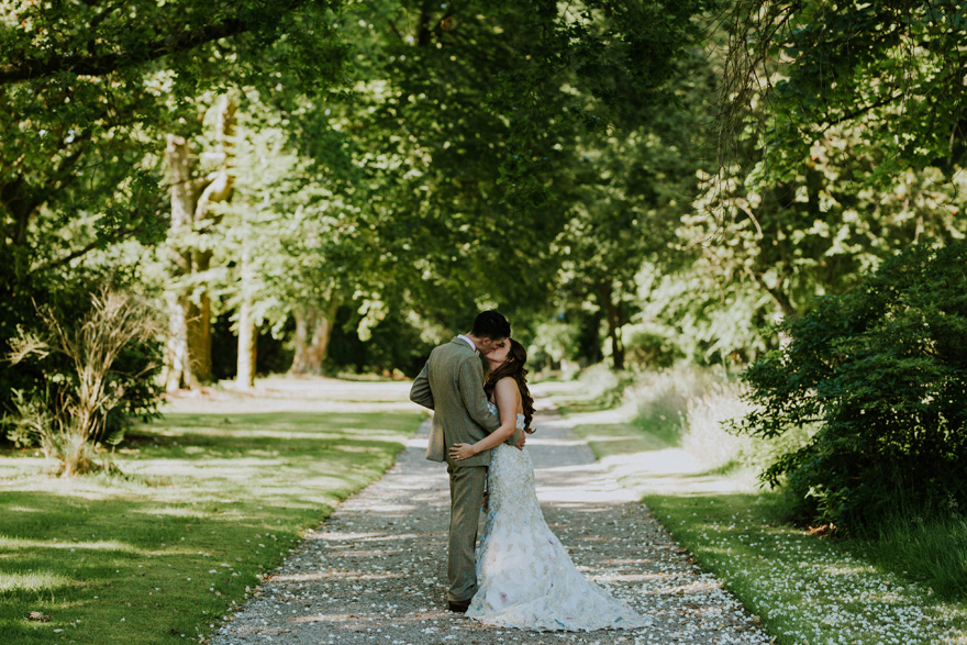 Front Lawn at Mount Stuart – Wedding Photos by rossalexanderphotography