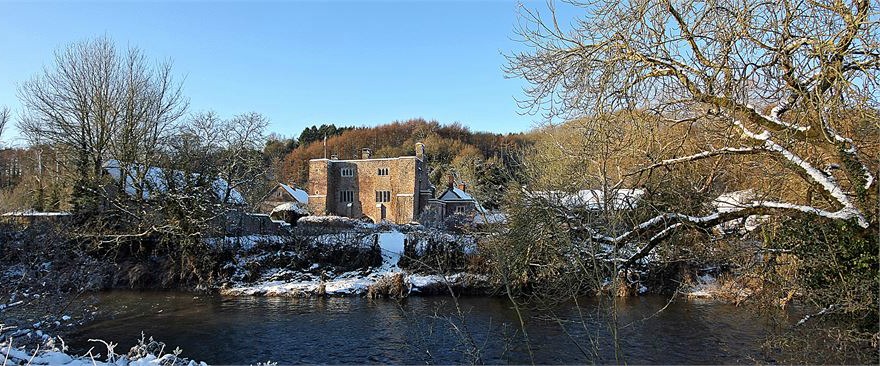 Bickleigh Castle in snow | Confetti.co.uk