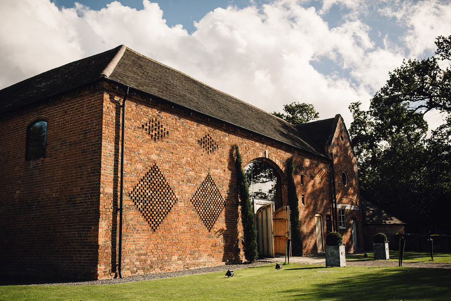 Shustoke Farm Barns Coleshill Warwickshire - Red Brick Wedding Barn - Ashleigh and Joseph's Wedding by Samuel Docker Photography | Confetti.co.uk