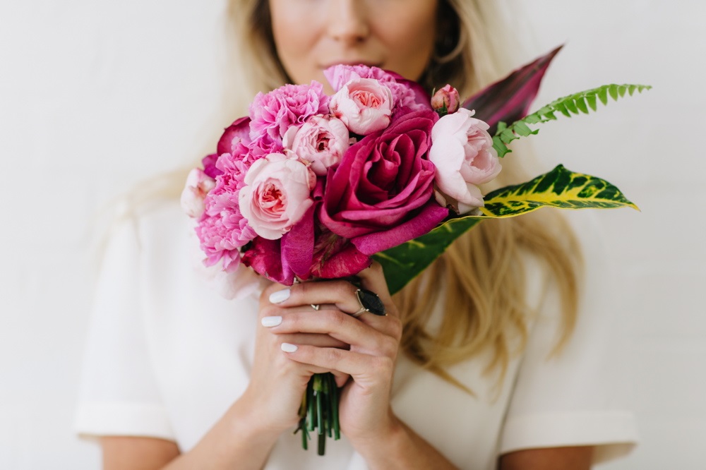 Bouquet from Hiding in the City by Rebecca Goddard Photography | Confetti.co.uk