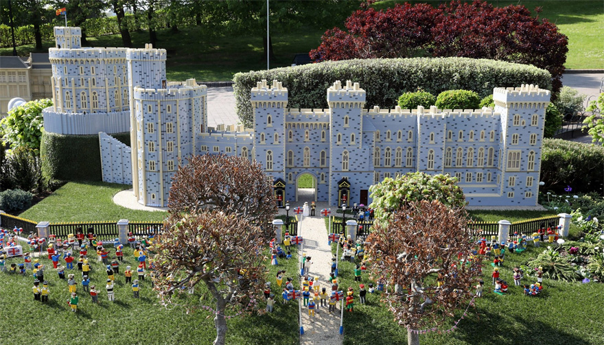 A Replica of Windsor Castle Has Been Made Out of LEGO | Confetti.co.uk