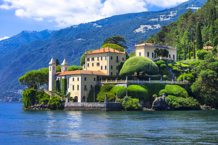 Lake Como - Lombardy - Italy - Beautiful Italian Lakes - Lakeside Italian Villa | Confetti.co.uk