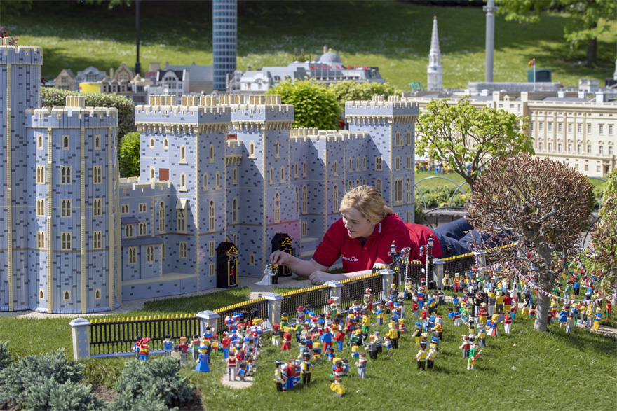 LegoLand Royal Wedding LEGO Windsor Castle Model | Confetti.co.uk