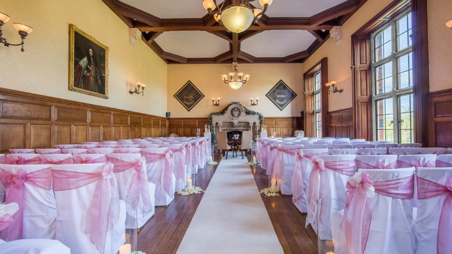 Luxurious wedding venues The Elvetham Hampshire | Confetti.co.uk