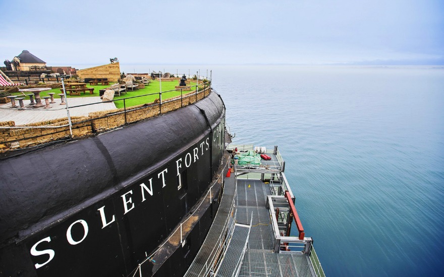 Coastal wedding venues Solent Forts, Hampshire | Confetti.co.uk