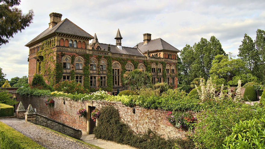 Soughton Hall Hotel Idyllic Wedding Venue in Flintshire, North Wales - Unique Wedding Venues in the UK - Exclusive Wedding Venue in North Wales - Ivy Covered Wedding Venues | Confetti.co.uk