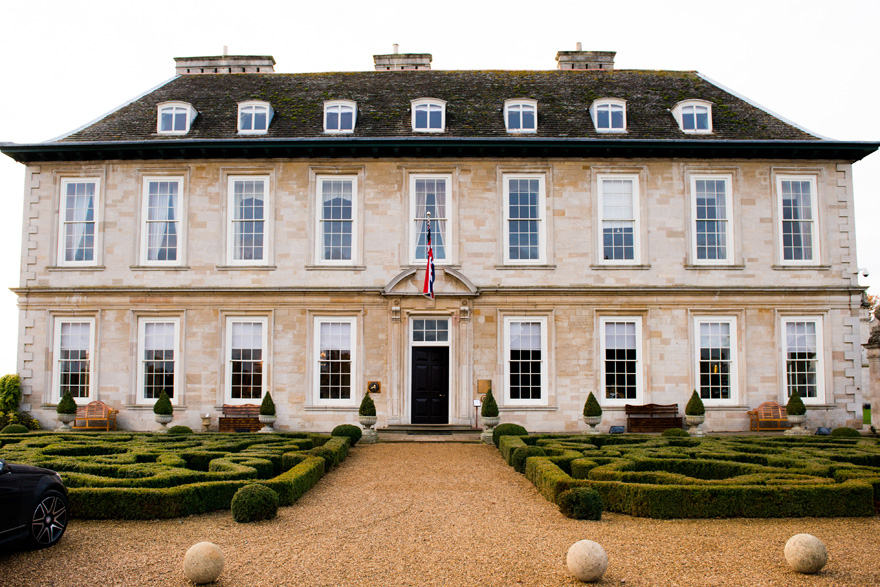 Stapleford Park Country House Hotel and Sporting Estate in Leicestershire - Magnificent White Stone 17th Century House Wedding Venues in the UK - Pride and Prejudice Style Georgian House - by Shoot Photography | Confetti.co.uk