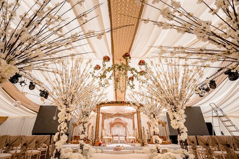 Krishna and Kunal Royal Indian Extravaganza at Hedsor House - Stunning Asian Weddings at Hedsor House | Confetti.co.uk