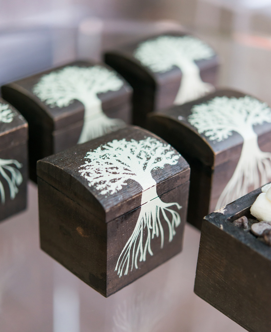 Mini Wooden Box with Lid - Exclusive Tree Design - Woodland Wedding Favour Boxes - Tree Design Favour Boxes | Confetti.co.uk