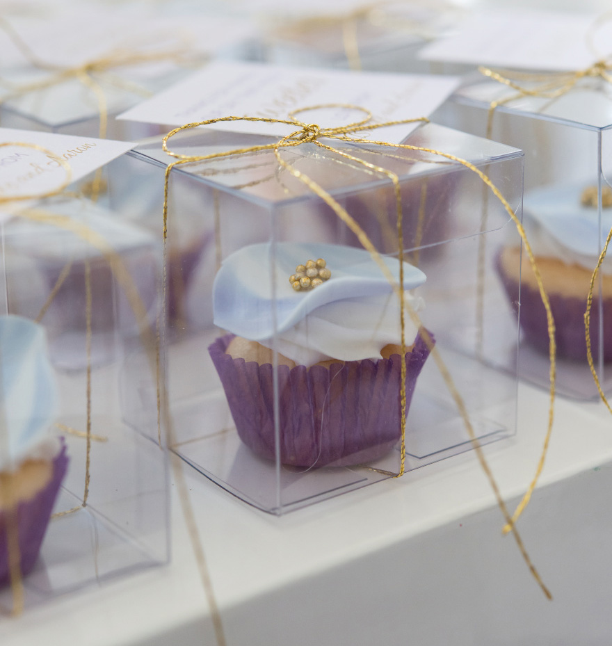 Transparent Acetate Favour Box - Clear Favour Box - Blue and Gold Floral Cupcakes | Confetti.co.uk