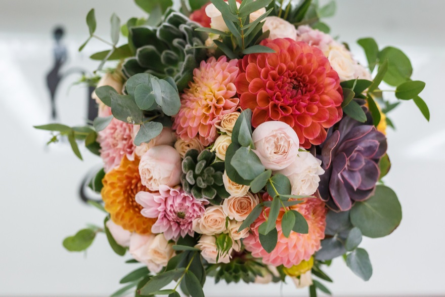 August wedding flowers Dahlia | Confetti.co.uk