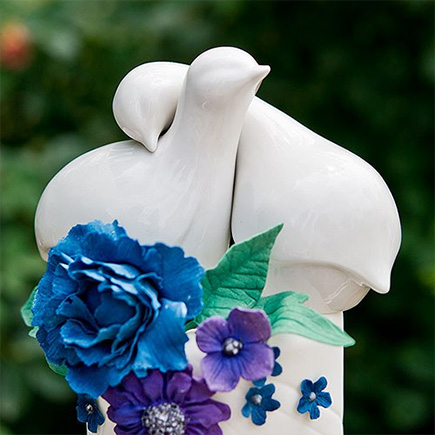 Contemporary Love Birds Cake Topper - Blue and White Floral Wedding Cake | Confetti.co.uk