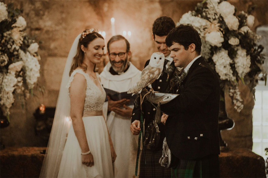 Owls at Weddings - Barn Owl Ring Bearer - Jillian and Matt's Harry Potter Inspired Scottish Castle Wedding by The Curries Photography | Confetti.co.uk