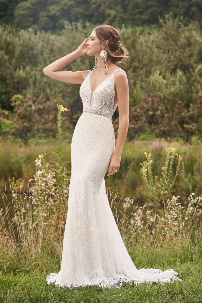 Fishtail Wedding Dresses 32 Flattering Designs Confetti