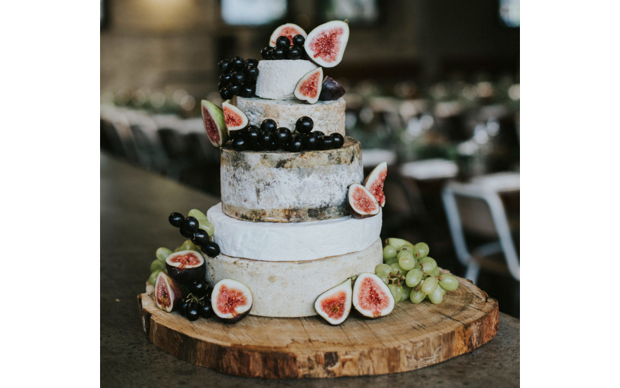 cheese-fig-wedding-cake