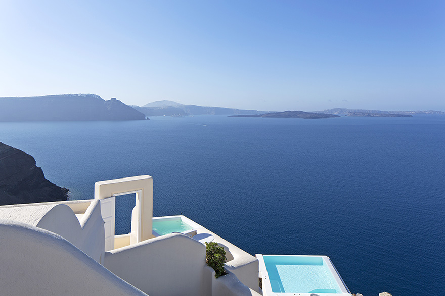 infinity-pools-greece