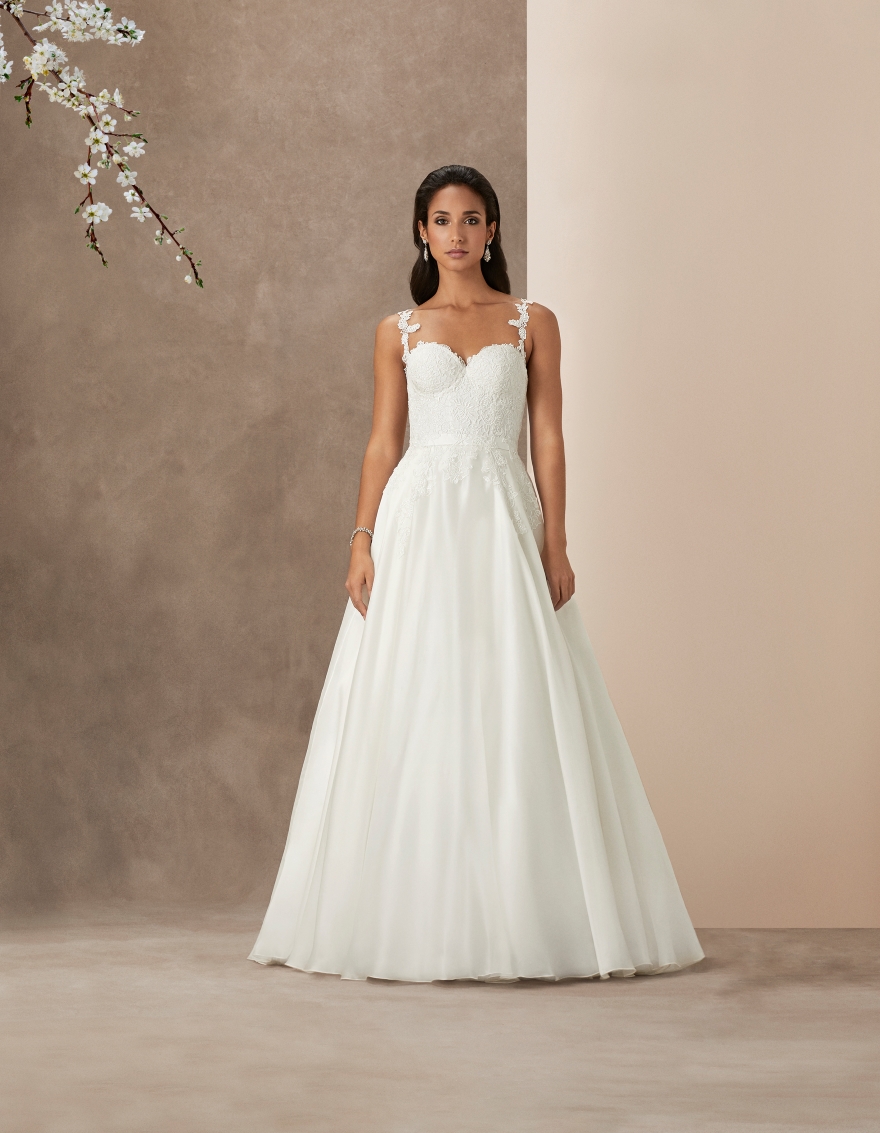 wedding-dress-with-lace-straps