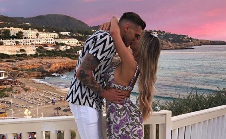 holly-hagan-engaged