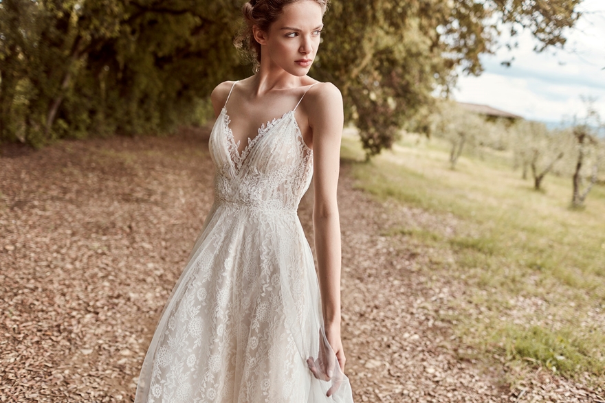 summer-wedding-dress-with-straps