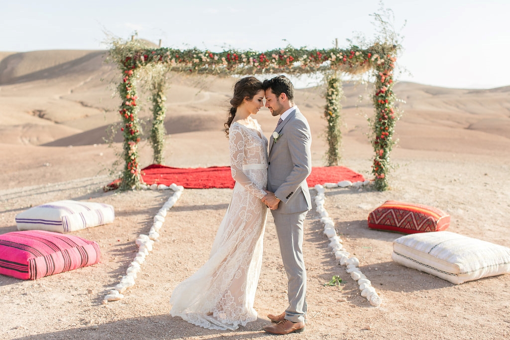 wedding-arch-beach-wedding