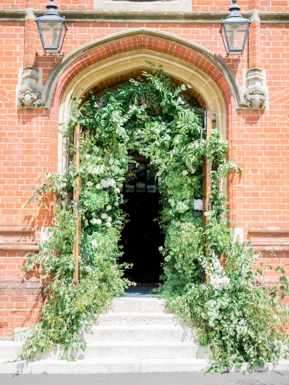 green-wedding-arch