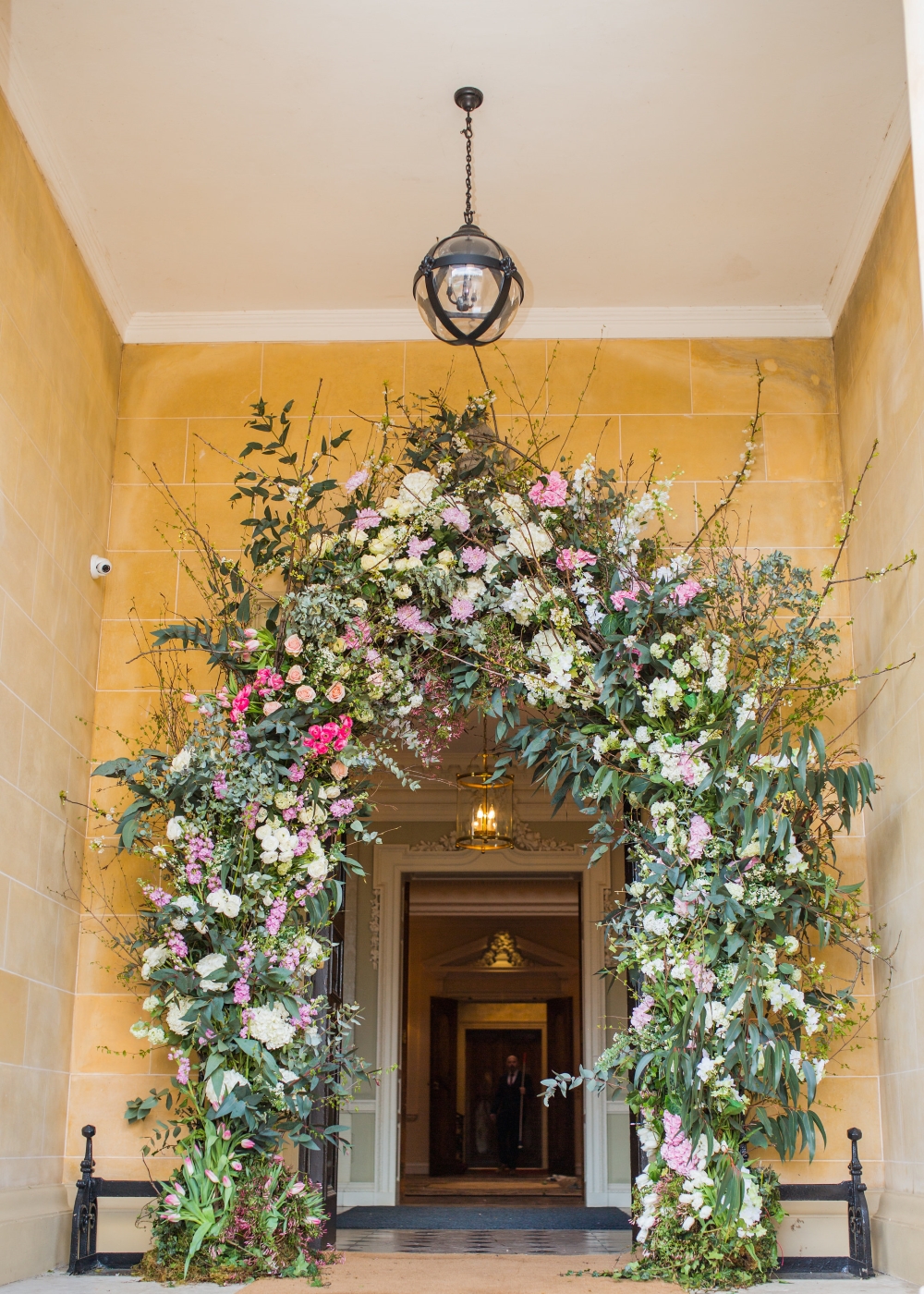 pink-floral-wedding-arch