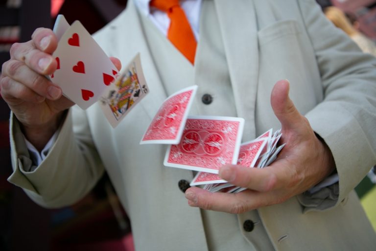 booking-a-wedding-magician