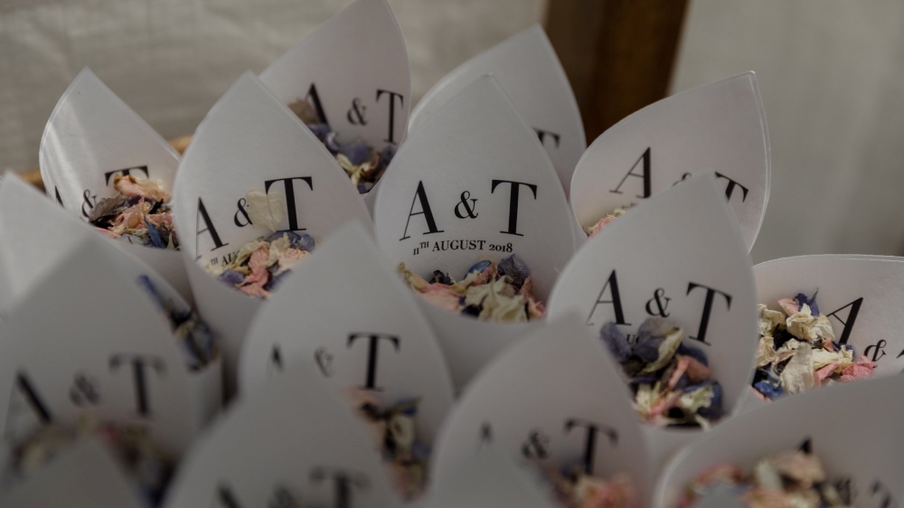 personalised-wedding-confetti-cones