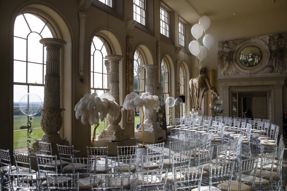 feather-wedding-decor