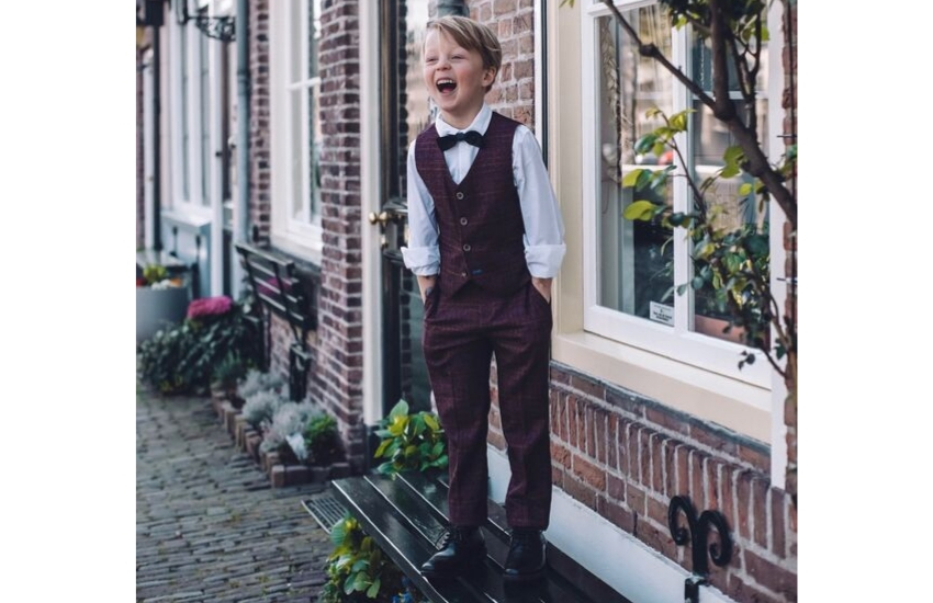 page-boy-tweed-suit-for-weddings