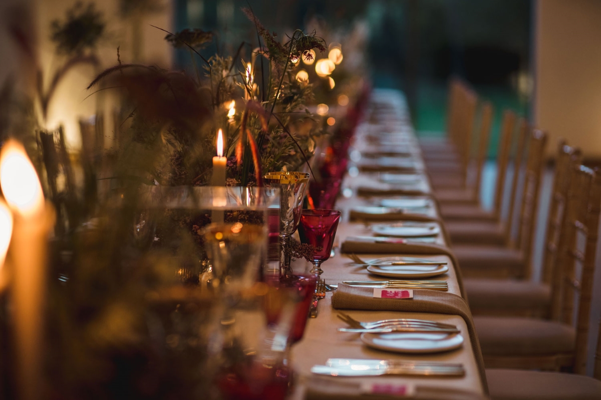 winter-wedding-table-setting-ideas